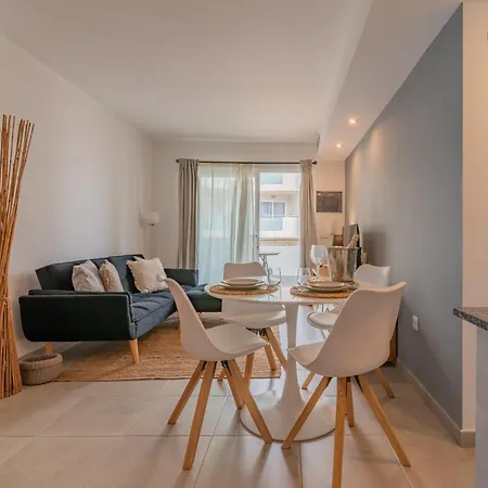 Sara's Paradise Коральео